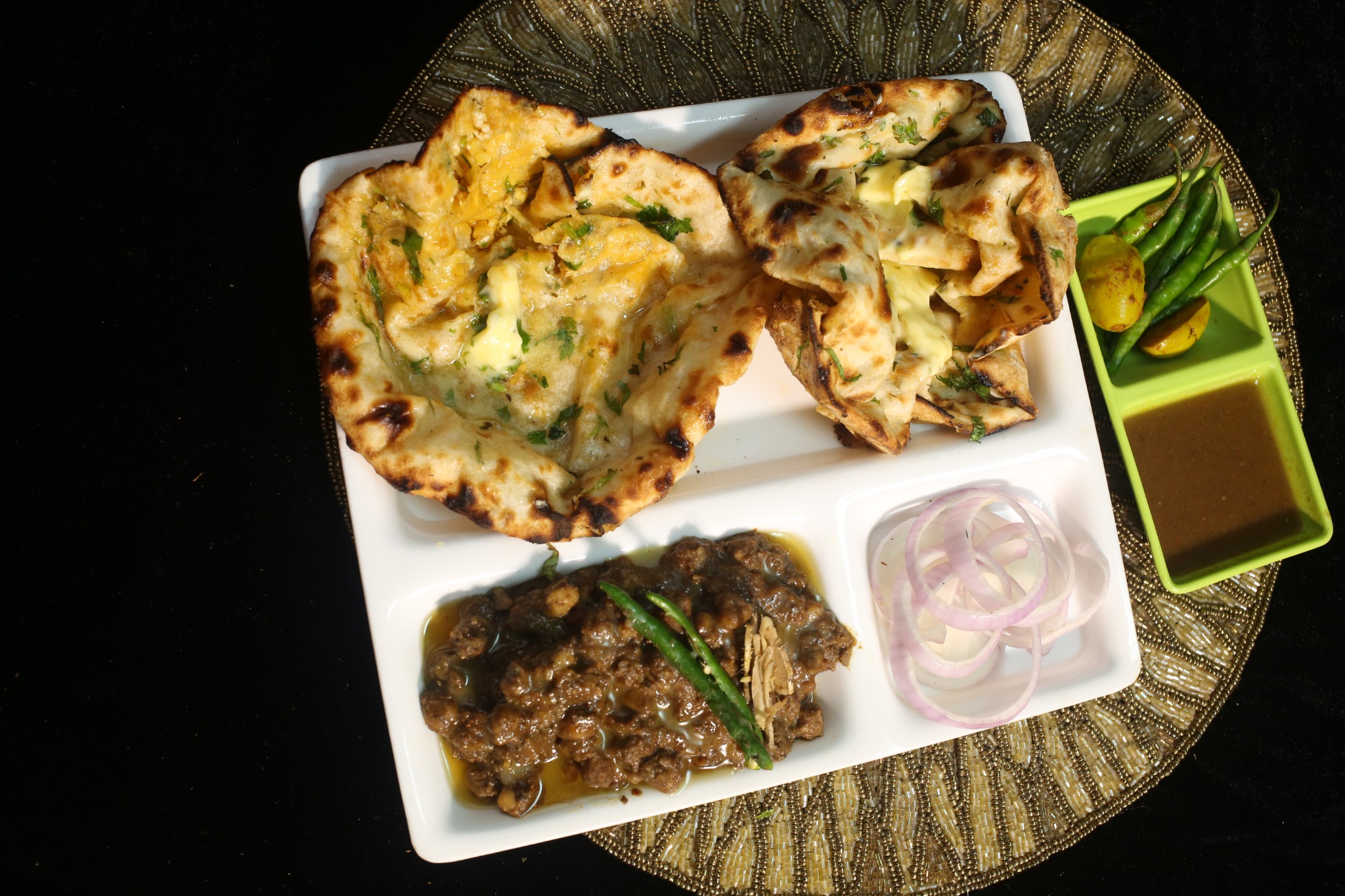 Naan and chole
